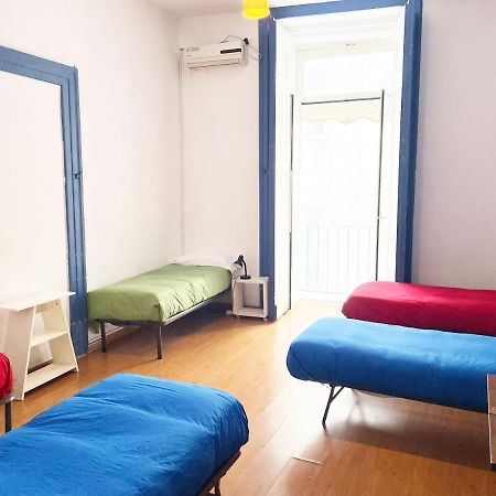 6 Small Rooms Naples Exterior photo